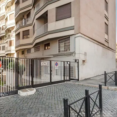 World Wide Bed San Giovanni Rome Exterior photo